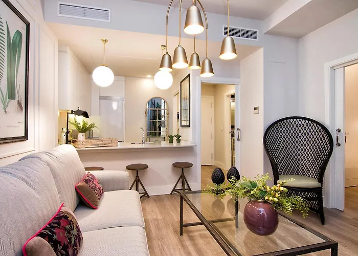 Central Deluxe Apartments