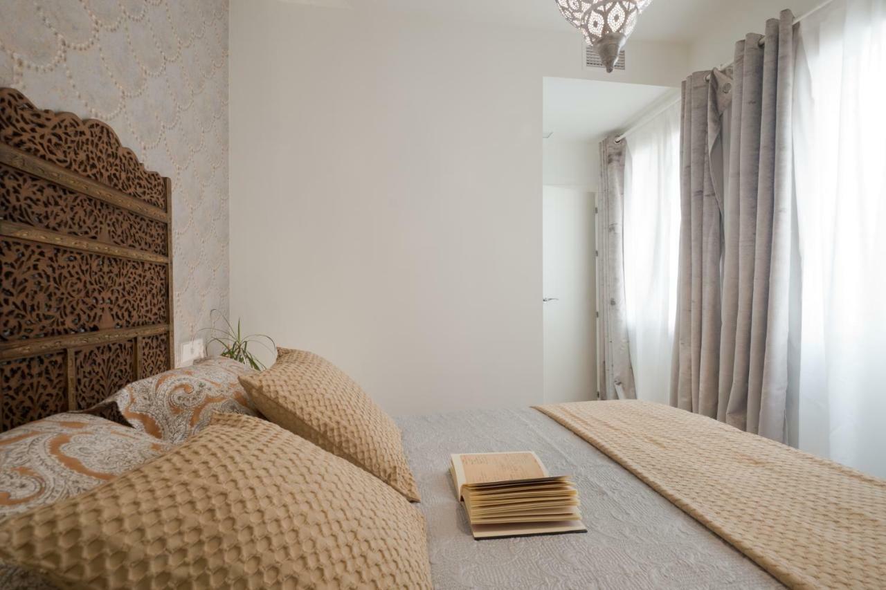 Deluxe Apartment *